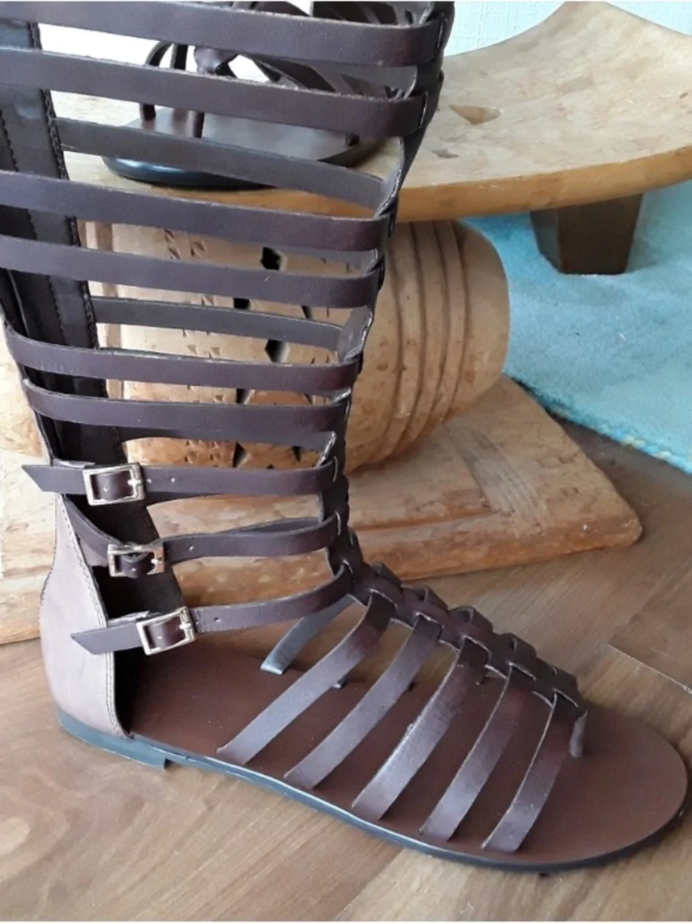 Vince Camuto VC-Brown Leather Gladiator Sandals